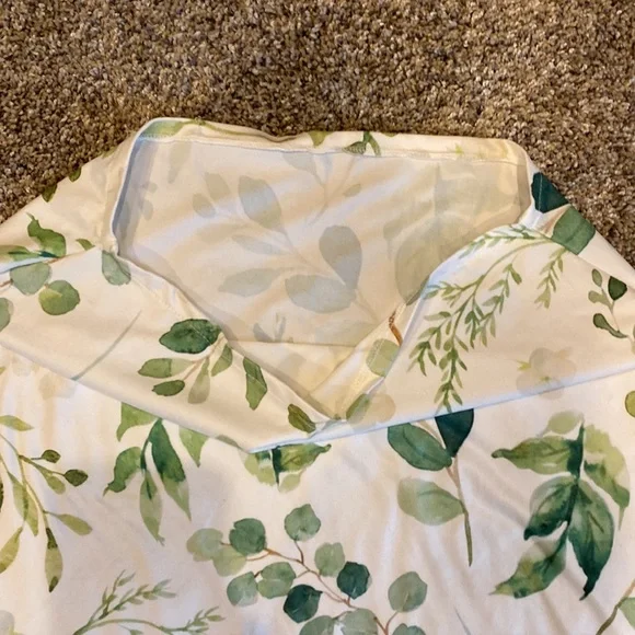 Car Seat/Nursing cover - Picture 4 of 8